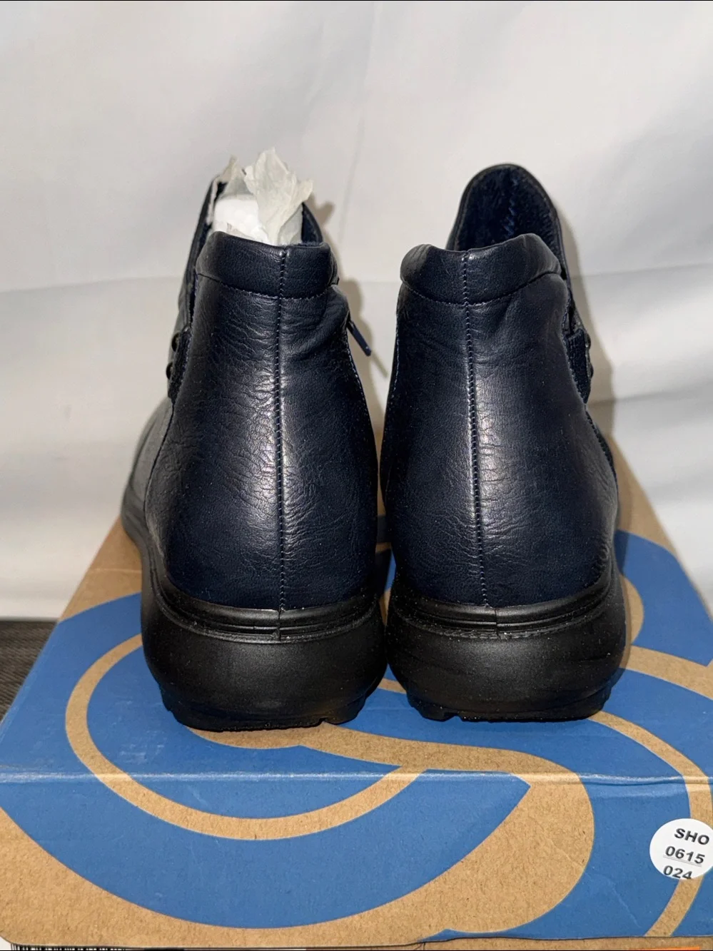 Clarks Laurieann Park Mid ankle boots